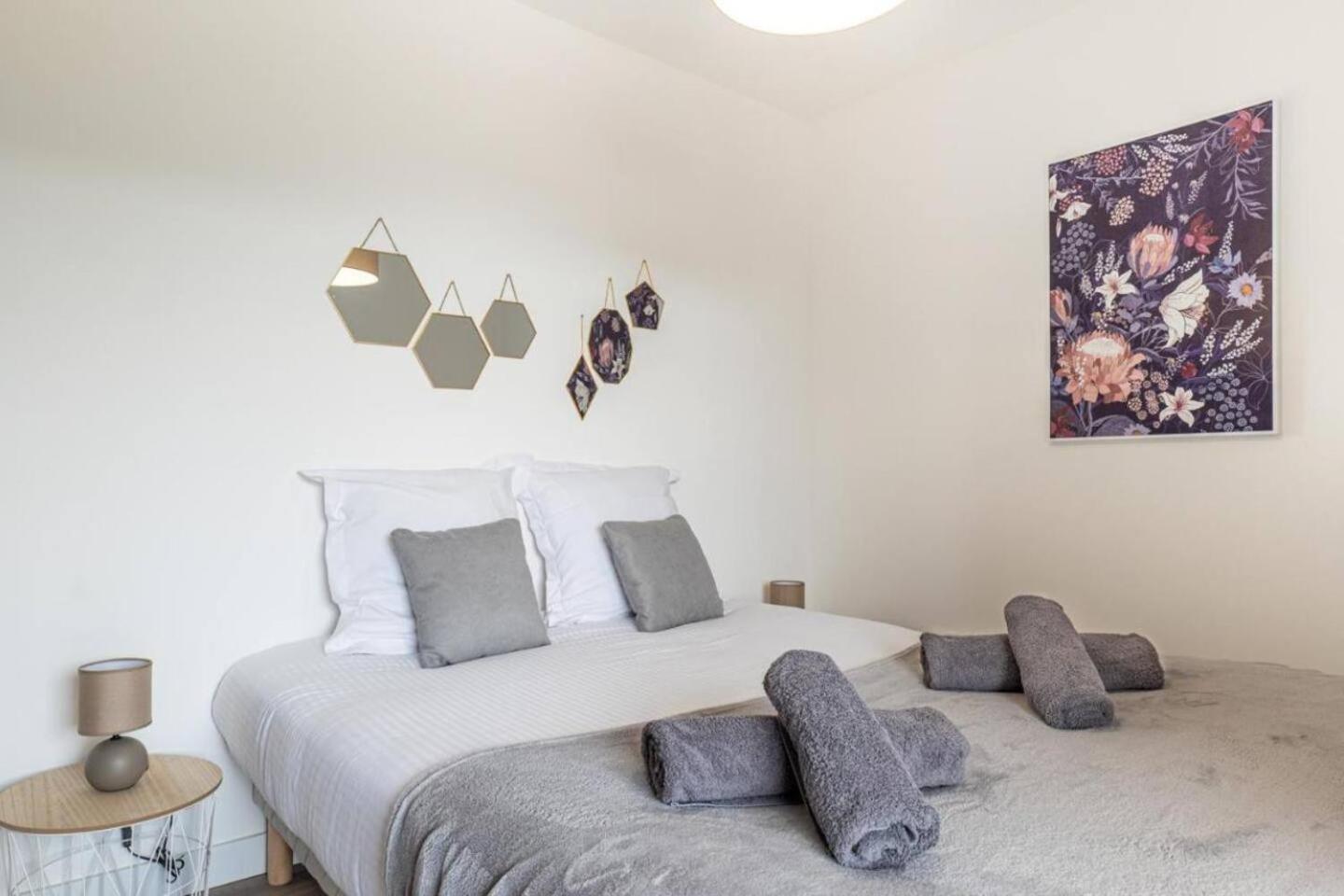 La Belle Vue - Garage Terrasse Wi-Fi Netflix Disney+ Annecy Dış mekan fotoğraf